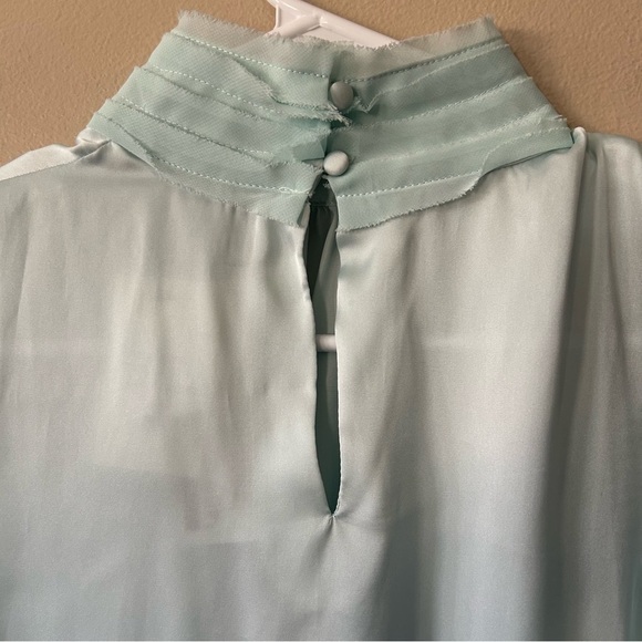 NWT Idem Ditto Seafoam Green Satin High Neck Tank/Blouse Sieze Small - Picture 6 of 11